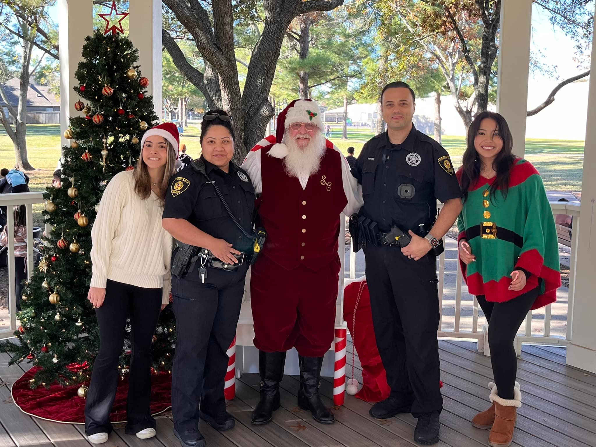 REMINDER: Experience the Magic of the Holidays in Cinco Ranch at Santa in the Park