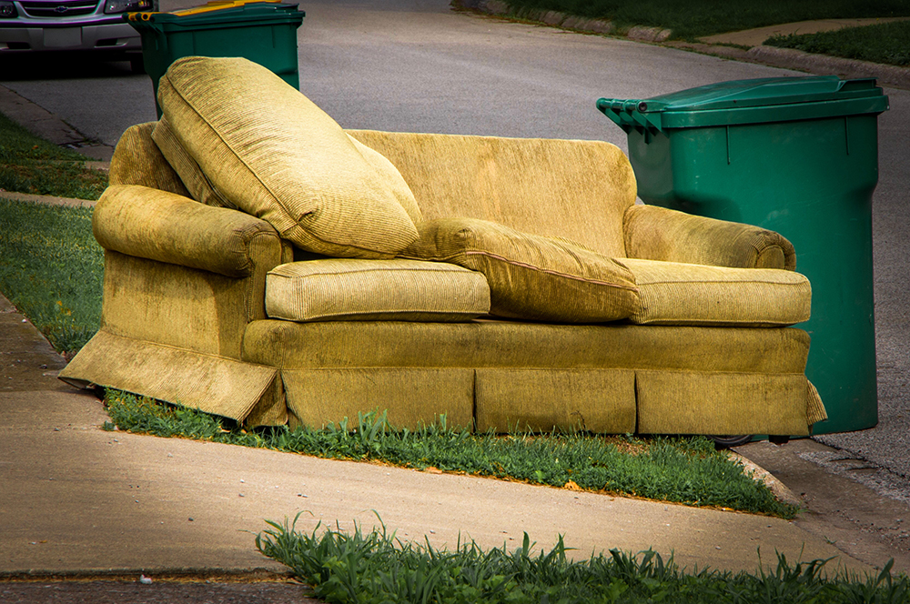 What Westheimer Lakes Residents Need to Know About Heavy Trash Pickup: Guidelines, Benefits & Friendly Reminders