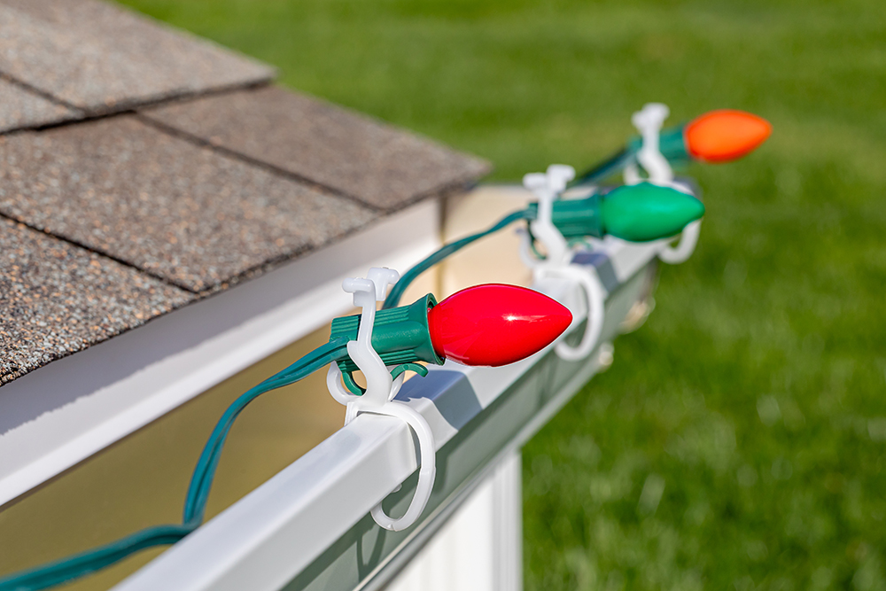 Bright Ideas: Holiday Lighting Tips to Help The Points Shine Safely and Beautifully This Season