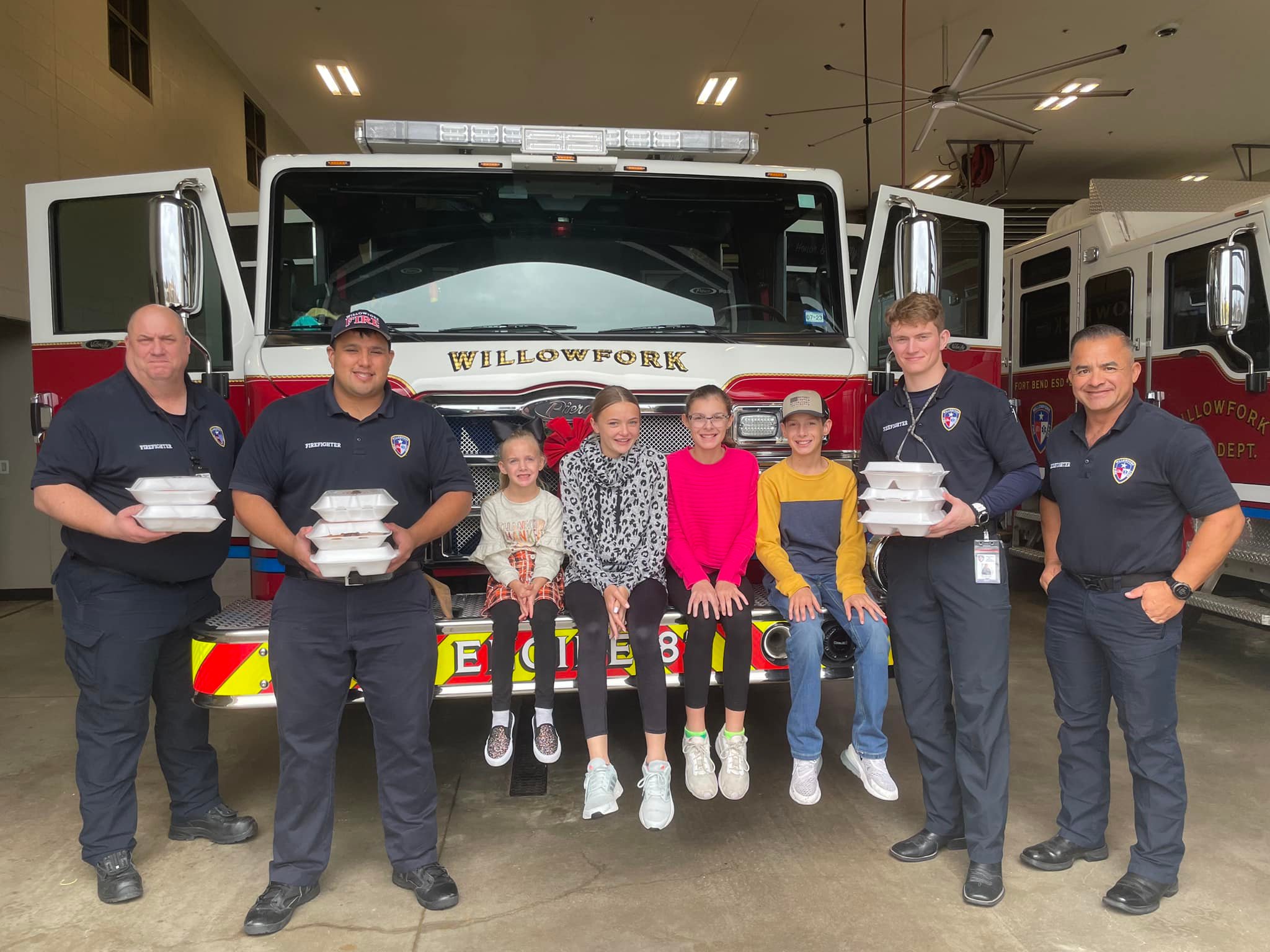 10th Annual Willowfork Fire Department Thanksgiving Dinner Brings Falcon Ranch Together in Gratitude