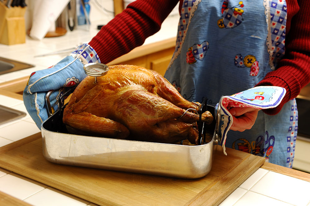 Holiday Feasts Without the Illness: Harris County Public Health Shares Must-Know Food Safety Tips