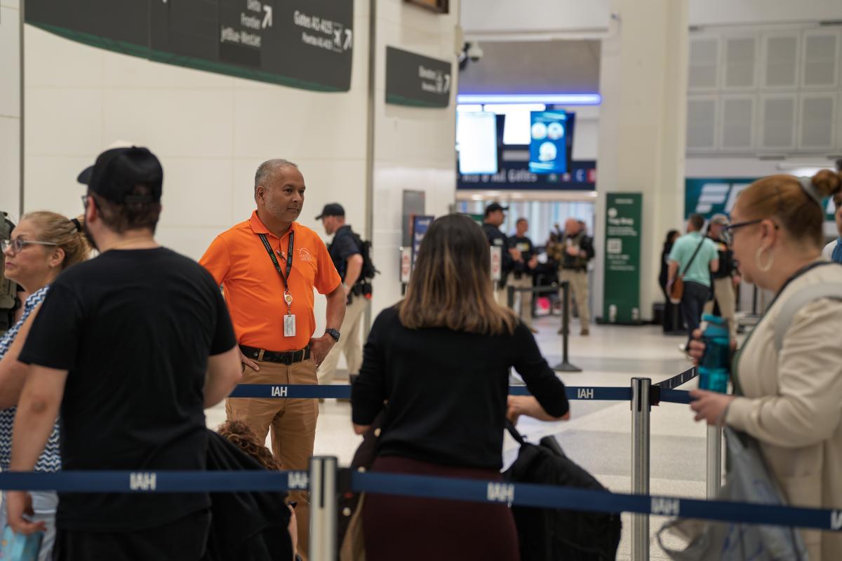 Houston Airports Introduce TSA PreCheck Touchless ID at IAH and HOU, Strengthen Fight Against Human Trafficking