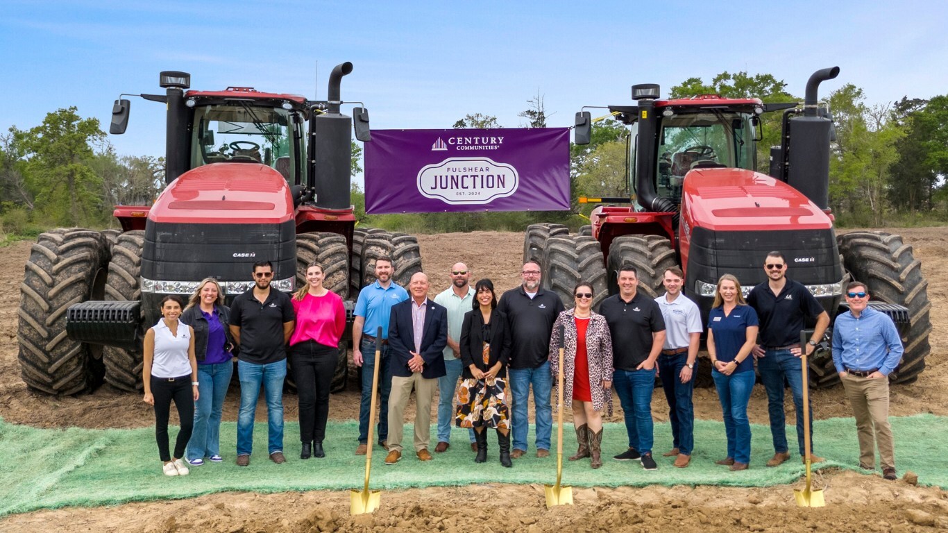 Century Communities Breaks Ground on Fulshear Junction, Bringing New Homes and More Walkable Living to Fulshear