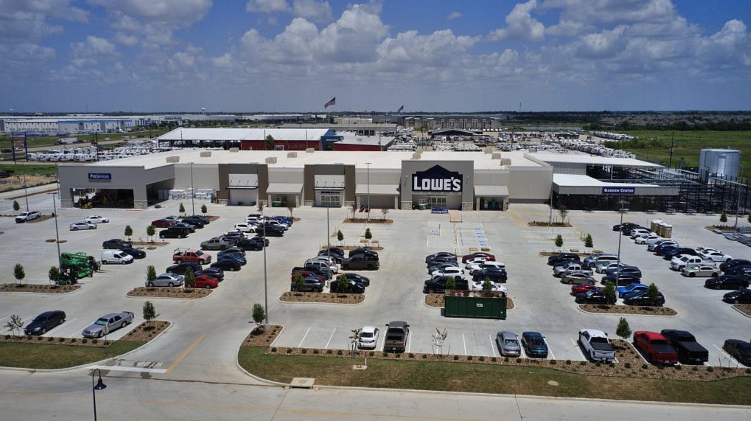 Lowe’s West Katy Opening in September at Texas Heritage Marketplace With New Kitchen Showroom, Redesigned Tool Section