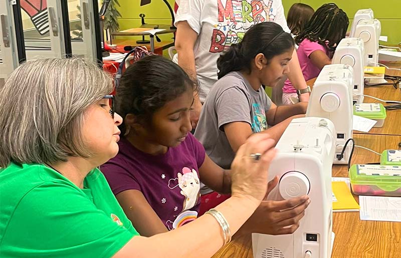 Campbell Elementary Receives Sewing Machines Through Katy ISD Education Foundation
