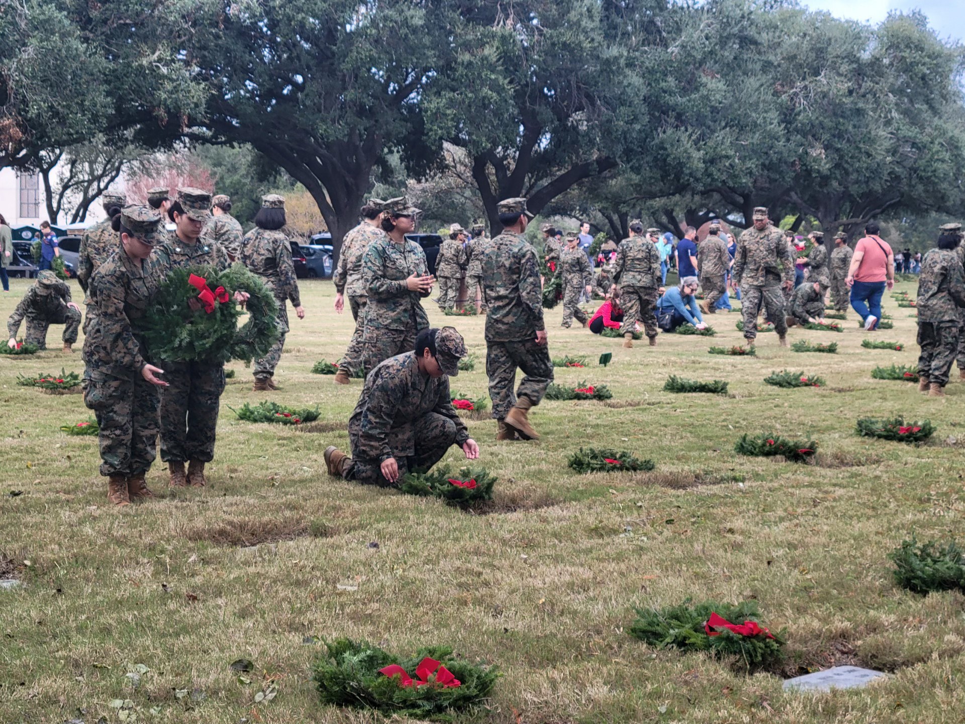 Wreaths Across America Returns to Houston National Cemetery to Honor 100,000 Veterans on December 13