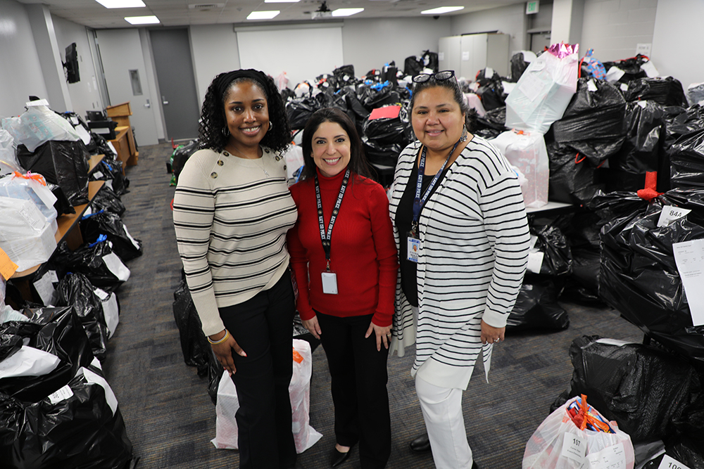 Katy ISD Santa Cops Brings Holiday Cheer to 740 Students Across the District