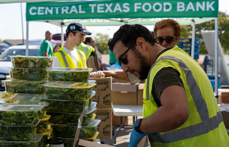 How to Give Back in Austin This Holiday Season: Volunteer, Donate, or Get Help from the Central Texas Food Bank