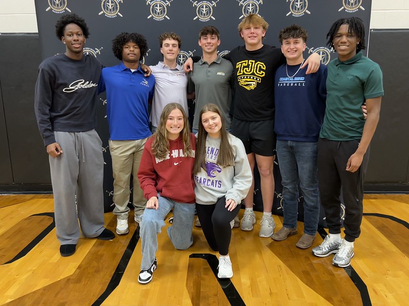Jordan High School Celebrates 8 Student-Athletes Signing on Katy ISD National Signing Day