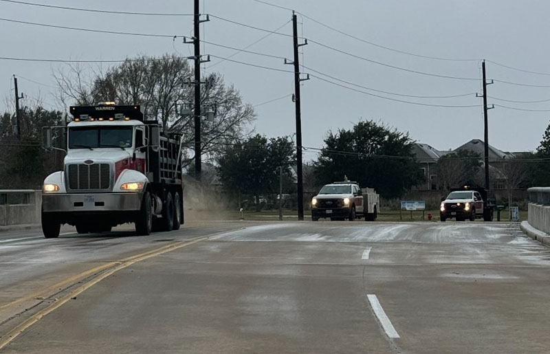 Harris County Precinct 4 Ramps Up Winter Storm Response: How Raintree Village Residents Can Prepare and Get Help