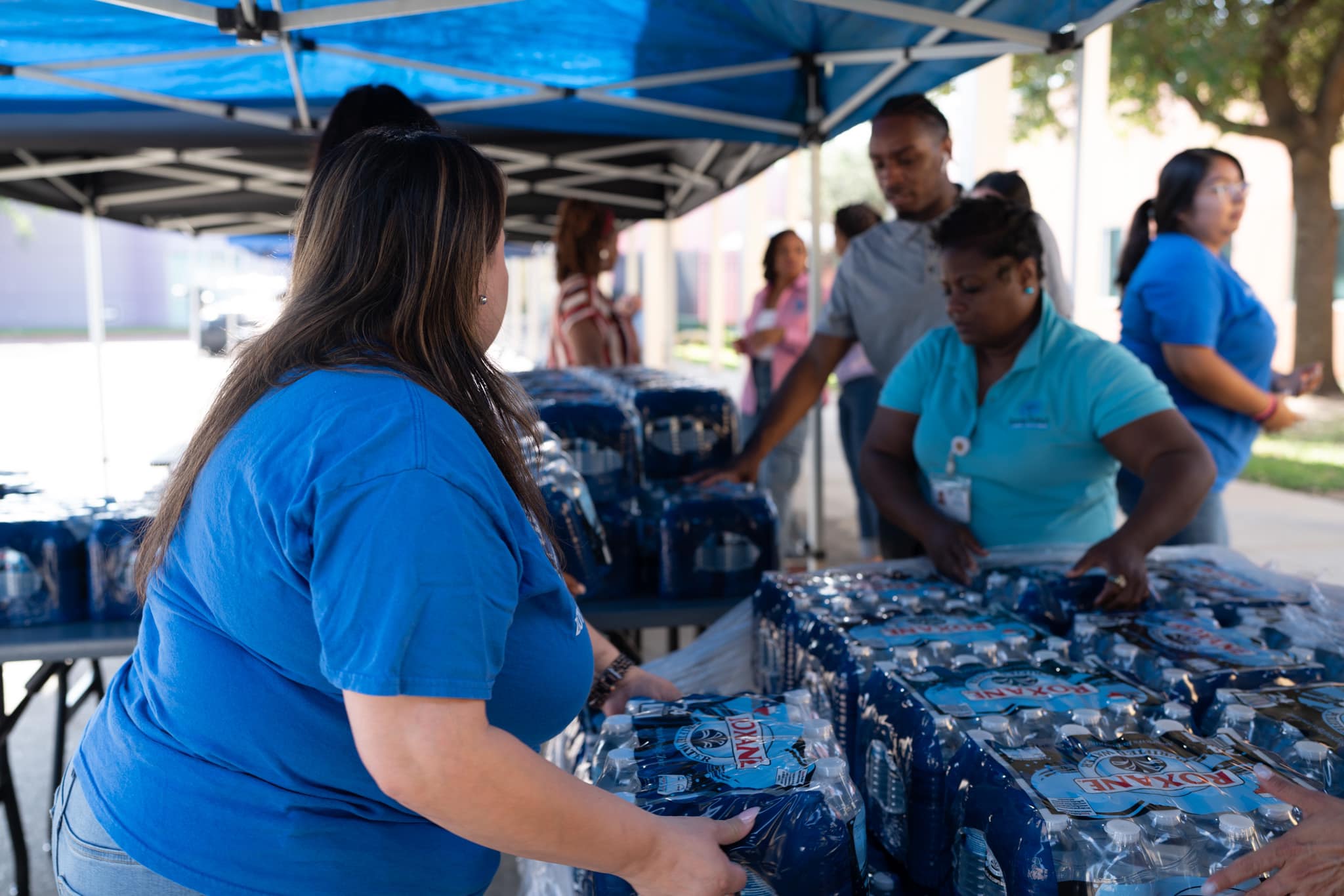  Harris County Precinct 4 Opens Distribution Centers to Aid Residents After Hurricane Beryl