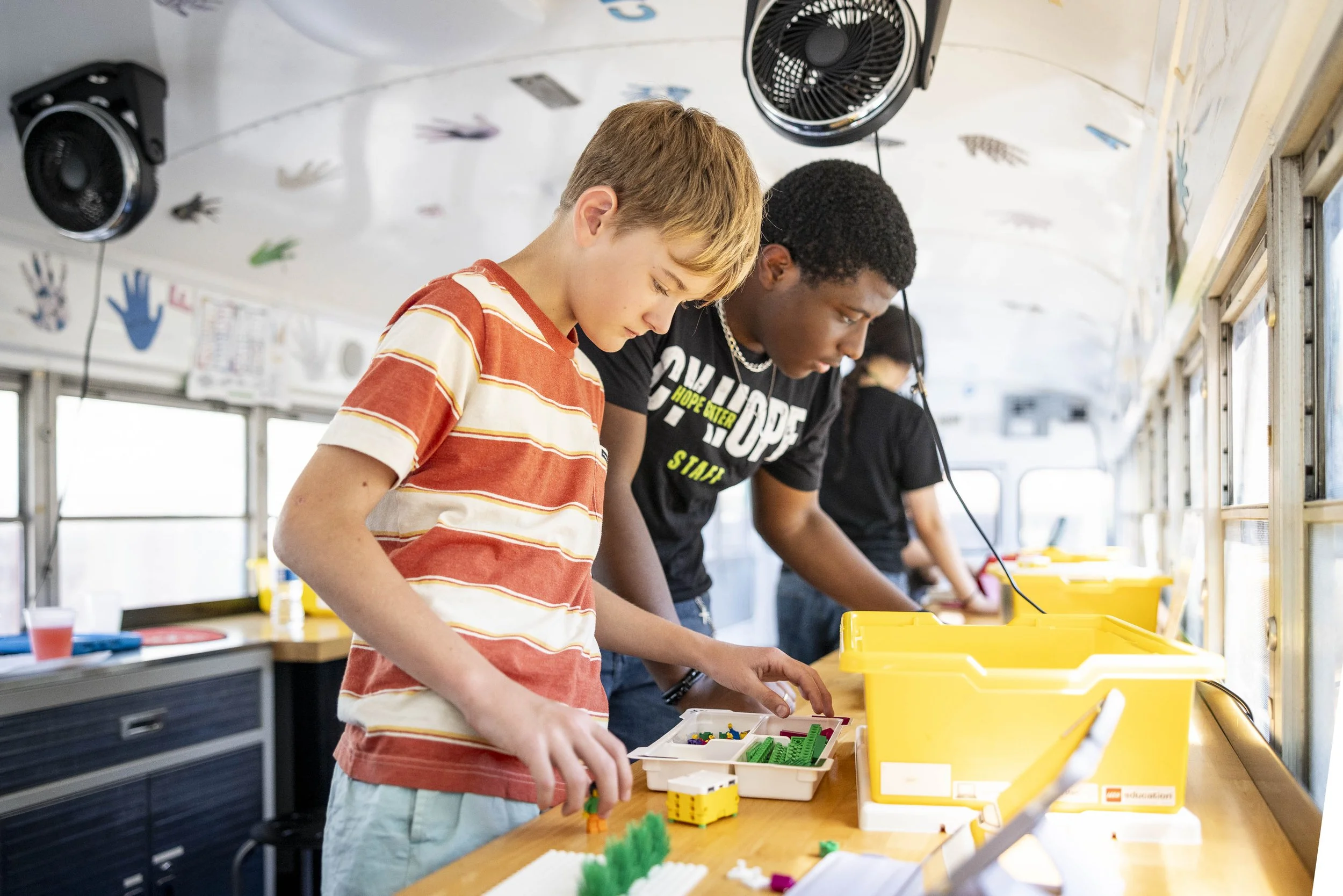 Cy-Hope Receives $40,000 CenterPoint Energy Foundation Grant to Expand Mobile STEM Bus Across Cy-Fair and Waller ISD