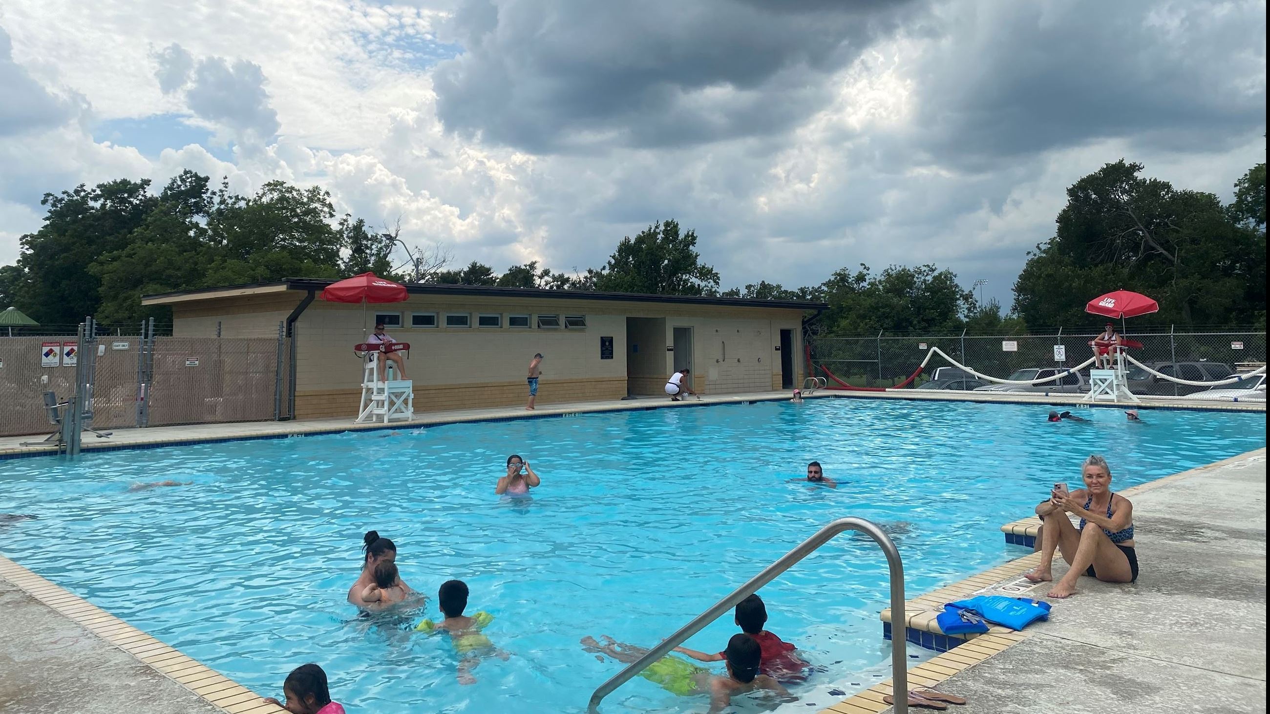 Elgin’s Morris Memorial Pool Opens for Summer 2026 Season with Swimming, Water Aerobics and Free Family Swim Nights