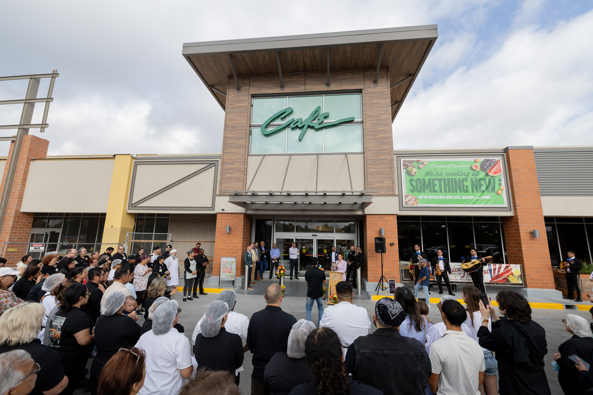 Broadway Central Market Unveils Newly Renovated Food Service Area as Major Store Transformation Continues in San Antonio