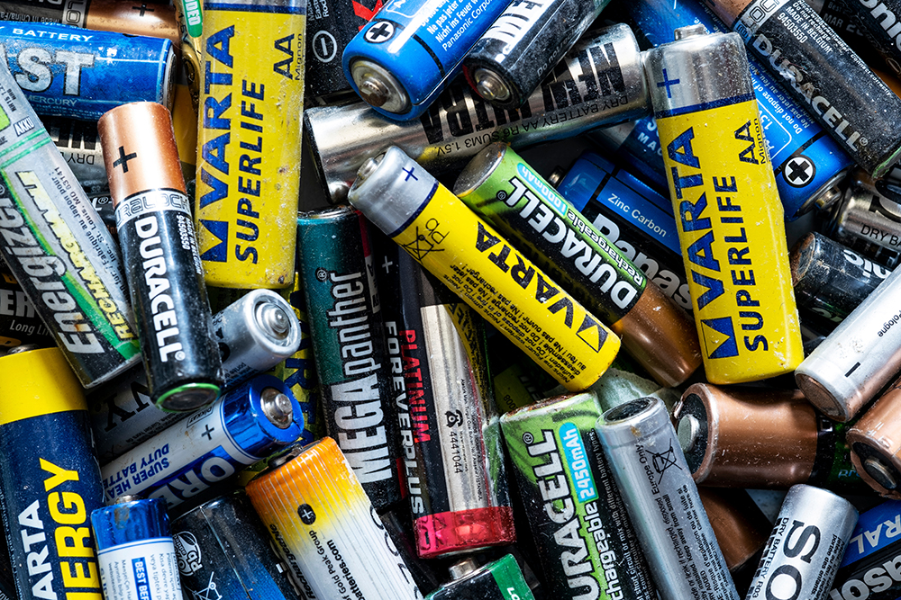 New Recycling Rule for Sableridge: Why WM Says Batteries No Longer Belong in Recycling or Trash