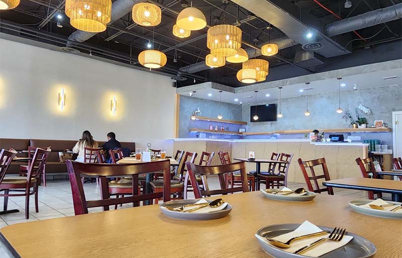 HOMM Thai Bistro in Copperfield Temporarily Closes Amid Permit Issues, Leaving Loyal Customers Hoping for a Return