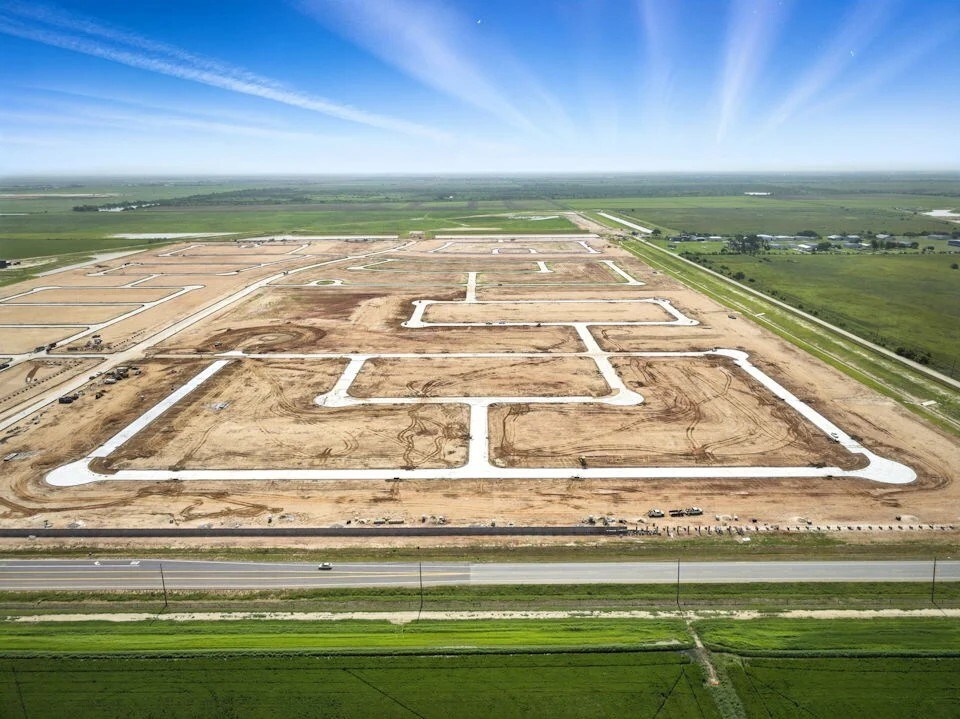 Century Communities Opens New Homes at Sunterra Lakes in Brookshire as West Houston Growth Continues