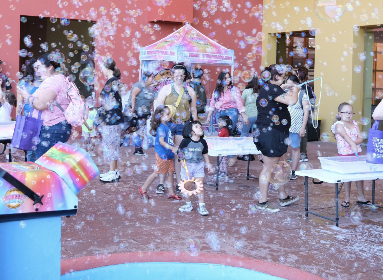 Free Summer Activities Return to San Antonio Public Library with Reading Programs, Science Shows, Animals and Family Fun
