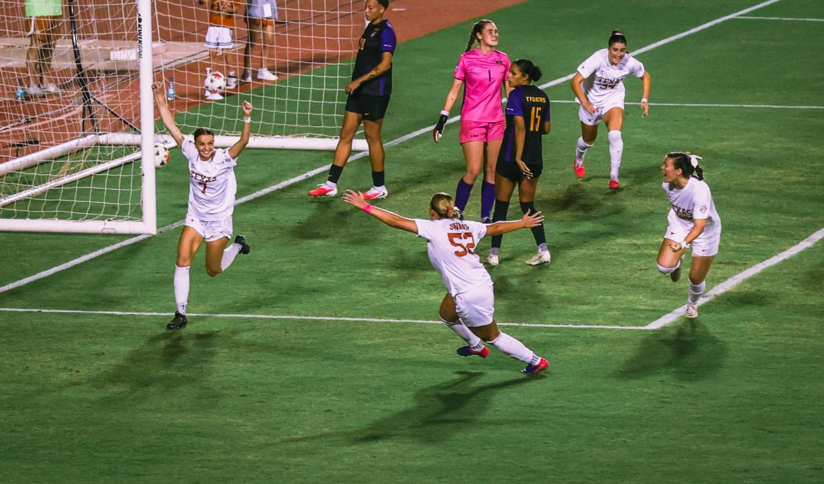 Texas Women’s Soccer Makes SEC History With 4-1 Win Over LSU as Longhorns Prepare for South Carolina