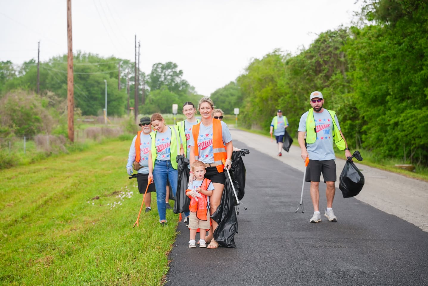 Keep Fulshear Beautiful Invites Volunteers to November 7 Community Cleanup, Wildflower Planting and Free Electronic Recycling Event