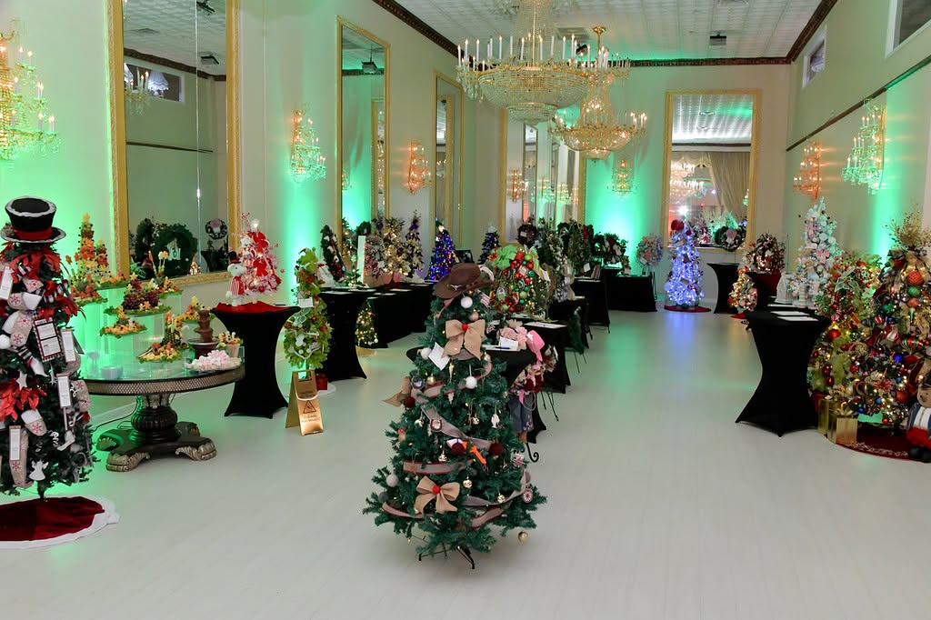 Cy-Fair Helping Hands Festival of Trees Returns to Cypress November 7, Inviting Community to Celebrate and Give Back
