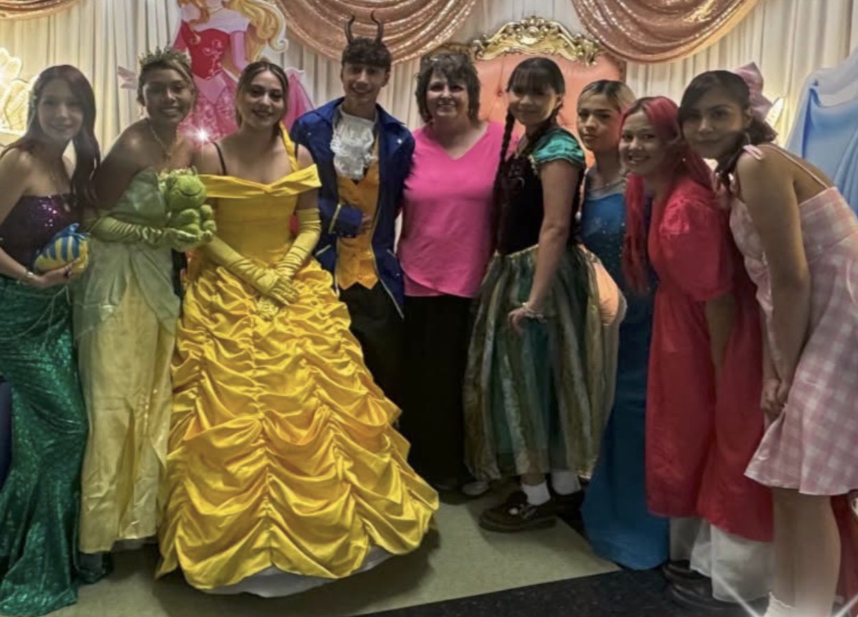 Southwest ISD Cosmetology Students to Host Princess for a Day Event October 17 at Southwest High School