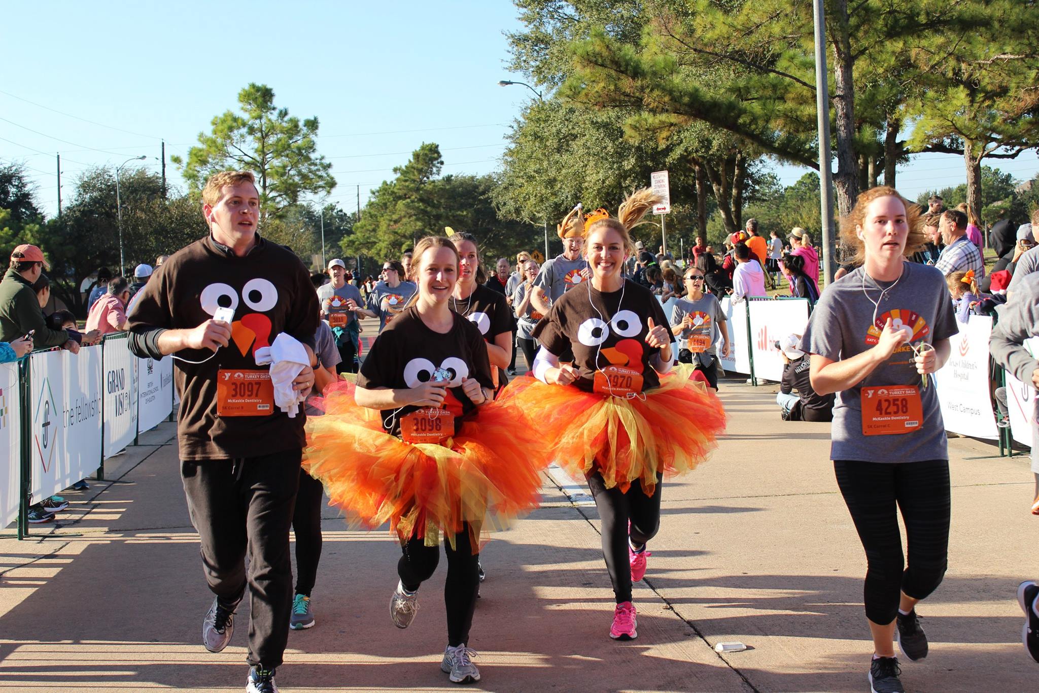 Katy YMCA’s 23rd Annual Turkey Dash Returns Thanksgiving Morning with Family Fun for a Great Cause