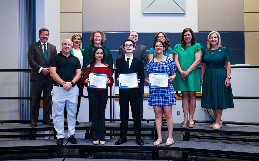 Taylor High School Celebrates 12 National Merit Semifinalists