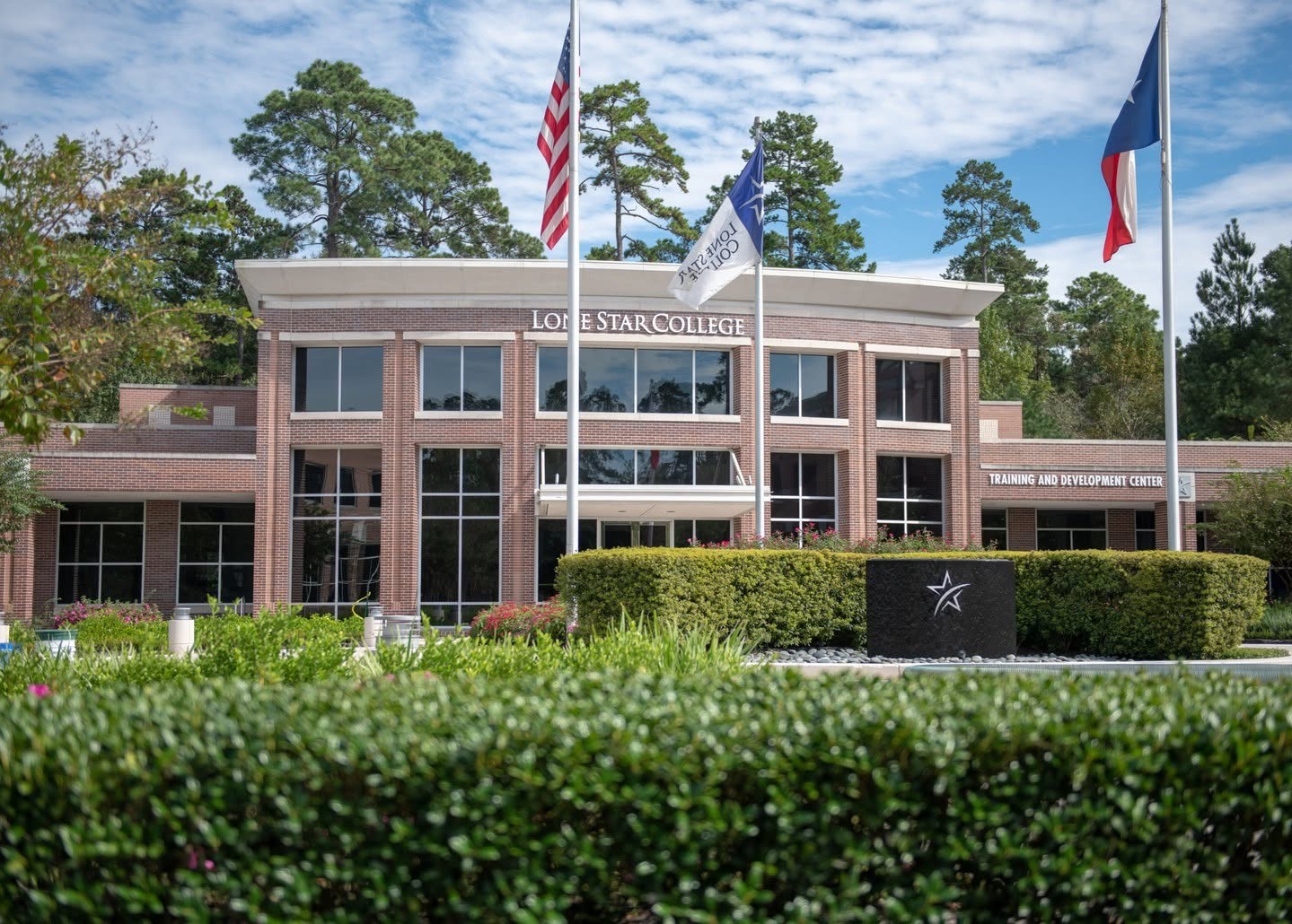 Lone Star College Tax Rate Hearing Set for Oct. 1 as Enrollment Tops 100,000 Students