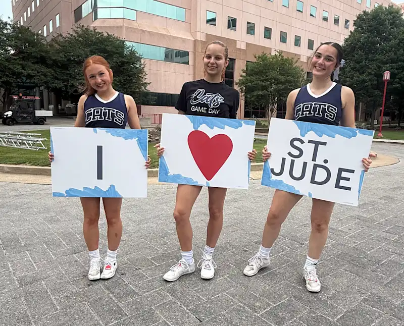 Tomball Memorial High School Cheer Turns School Spirit Into Support for St. Jude Children’s Research Hospital