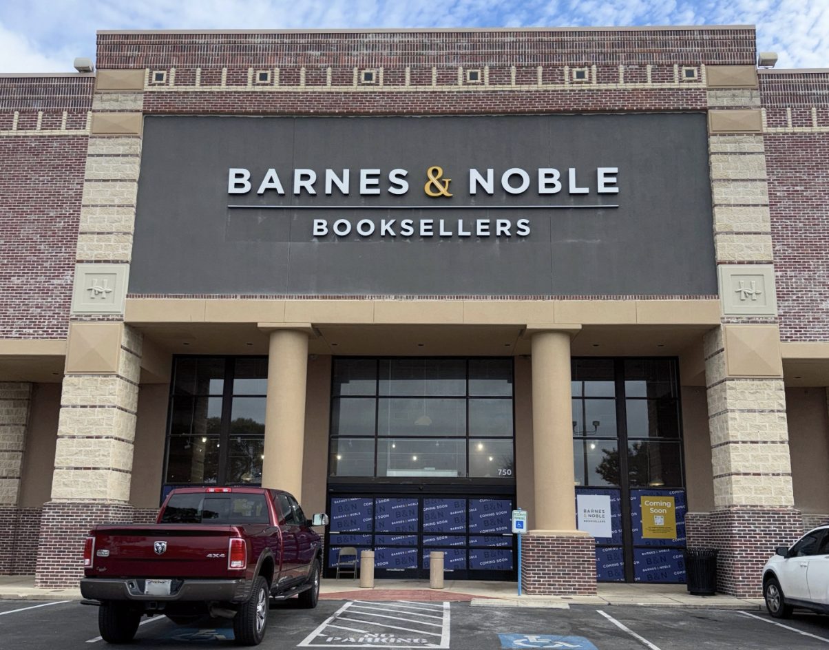 Barnes & Noble Opens Sixth San Antonio Store at Huebner Oaks as Bookstore Comeback Continues