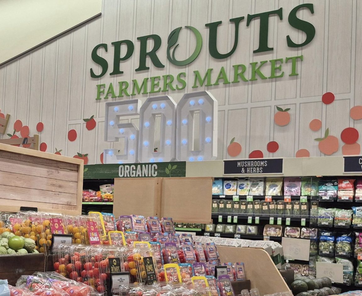 Sprouts Opens 500th Store in The Woodlands, Adding Houston Food Bank Partnership and Texas-Grown Produce