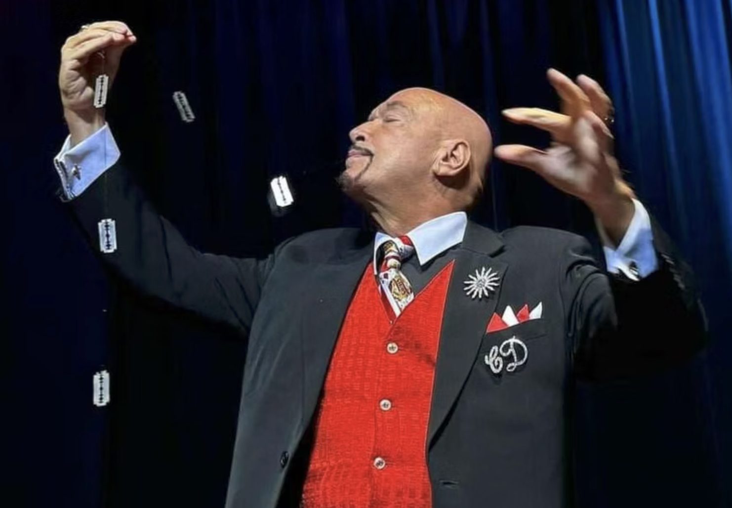 World-Traveling Magician Craig Diamond Brings Four Decades of Magic to Conroe, The Woodlands and Lake Conroe