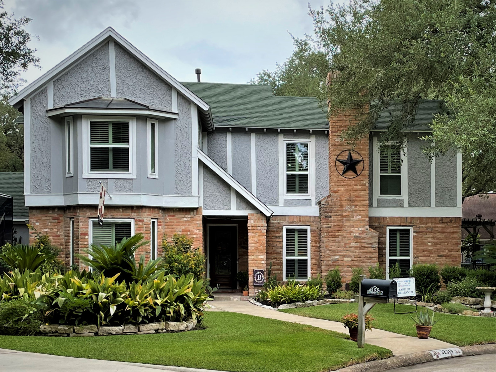 July Yard of the Month