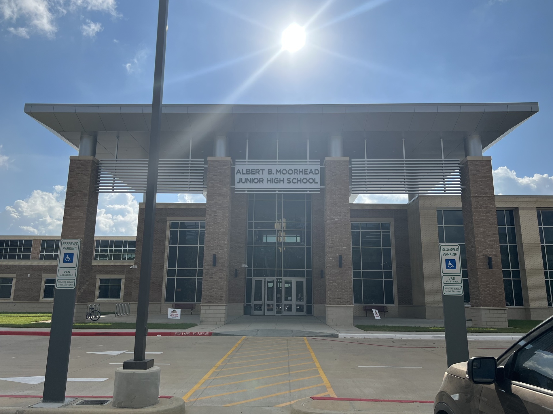 Moorehead Junior High